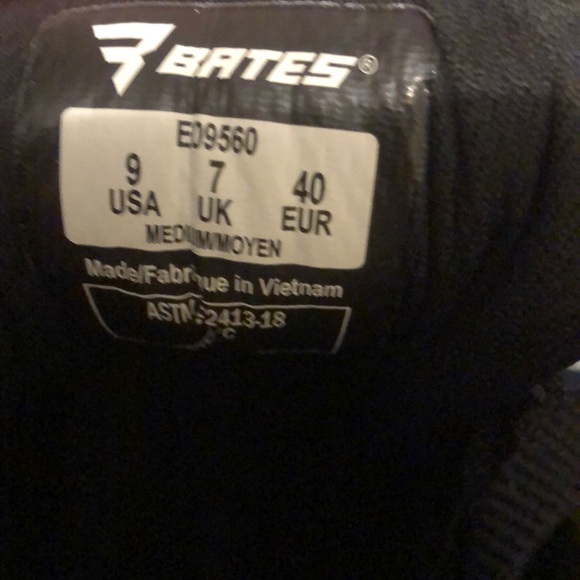 New Women’s Bates Jumpstart Mid Carbon Toe Duty Boot Size 9 Slip Resistant EH - Picture 9 of 11